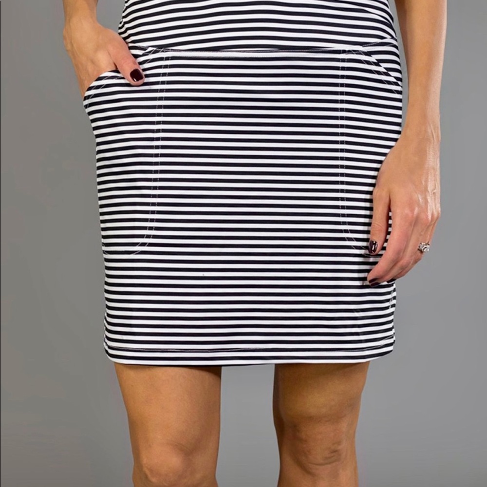 JoFit Mina Golf Skort 17” Length, Size S. Navy Blue & White Striped. UPF 50+ NWT